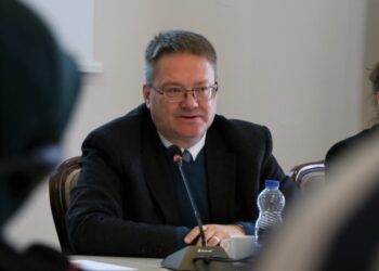 Abbott: Zgjidhja e situatës në veri kërkon durim