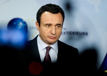Kurti sot në Pragë dorëzon aplikimin e Kosovës për anëtarësim në BE