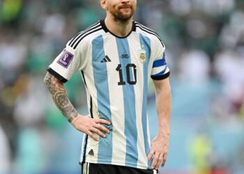 Messi pendohet për sjelljet ndaj Van Gaal në Botëror