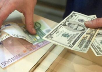 Këmbimi valutor për ditën e sotme, euro dhe dollari në minimum
