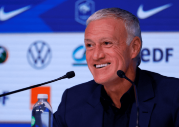 Zyrtare: Didier Deschamps rinovon kontratën me Francën