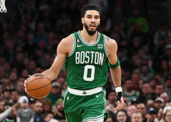 Boston mund Dallas-in, Tatum më i miri