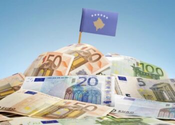 Ekonomistët: Ka pasur progres për 15 vjet, ekonominë më së shumti e dëmtoi jostabiliteti politik