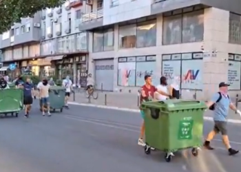 Kur kontejnerët bëhen kauzë – protesta e re që po trondit Vuçiqin