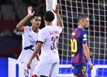 PSG fiton në fund ndaj Barcelonës